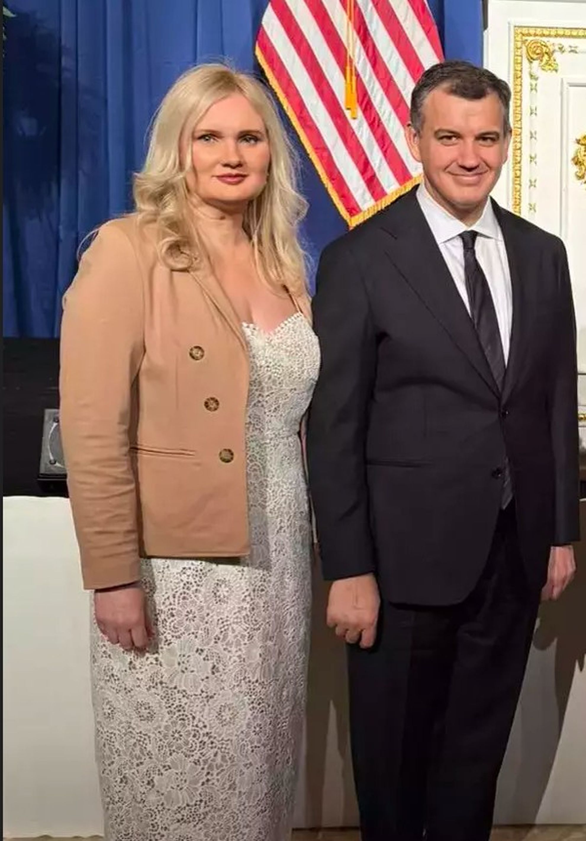 Imagini cu Diana Postică, soția lui Eugen Tomac. Cu ce se ocupă partenera premierului desemnat