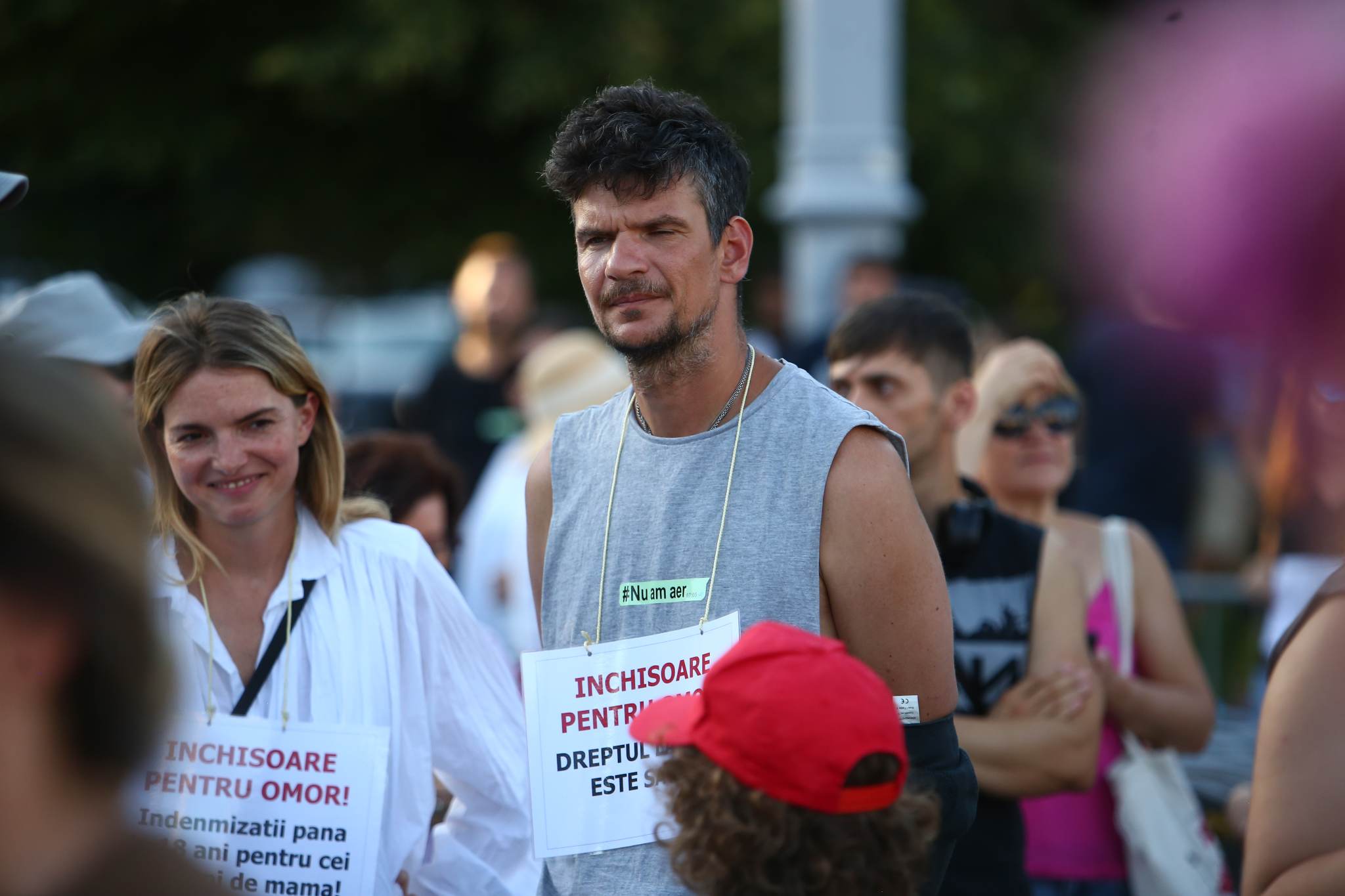 „Sistemul nu ne poate anestezia pe toți”. Protest în Piața Victoriei pentru Alexandra Ivanov, gravida care a murit la Spitalul Botoșani