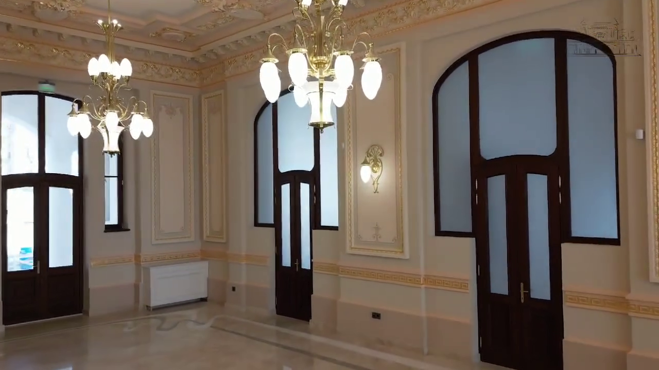 Înainte și după. S-au terminat lucrările la Cazinoul din Constanța. Povestea clădirii emblematice de pe Litoral