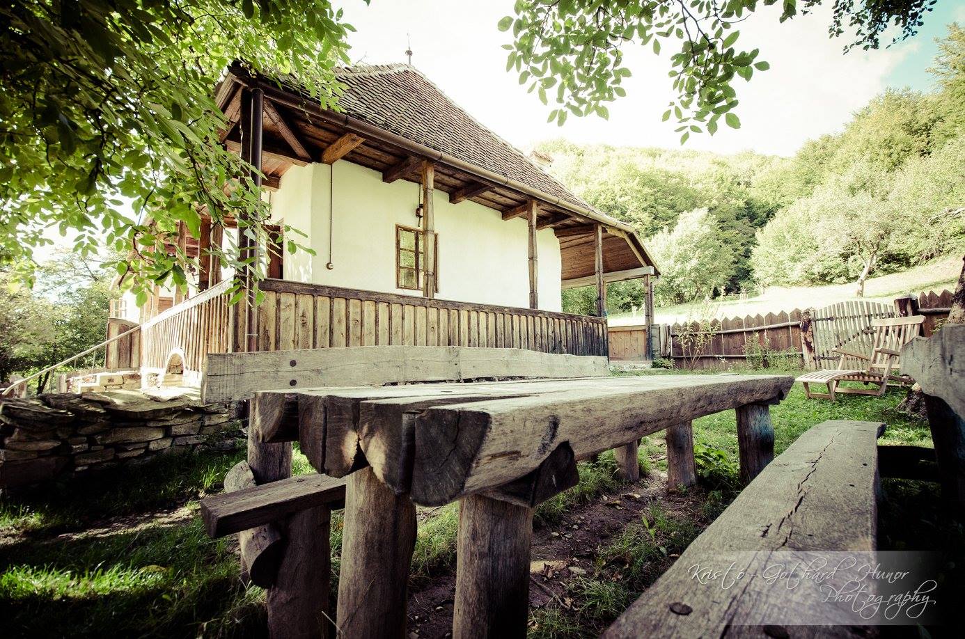 The New York Times a vizitat înainte de încoronare casa din Transilvania a regelui Charles, una dintre cele 56 de cabane, 12 case și 7 palate pe care acesta le deține