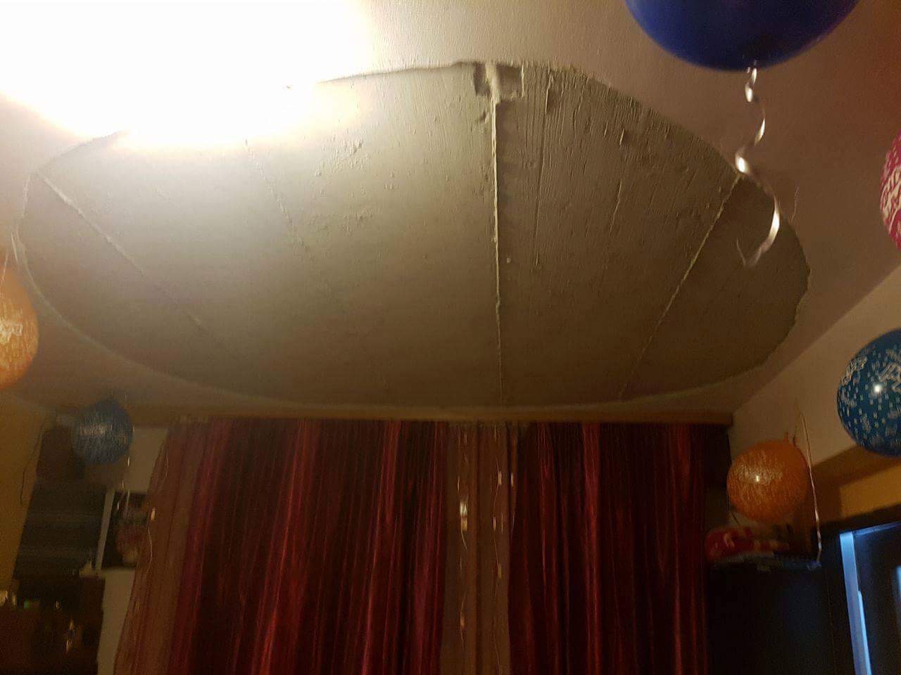 Tavanul unui apartament s-a prăbușit peste un grup de copii, în timpul unei petreceri / FOTO