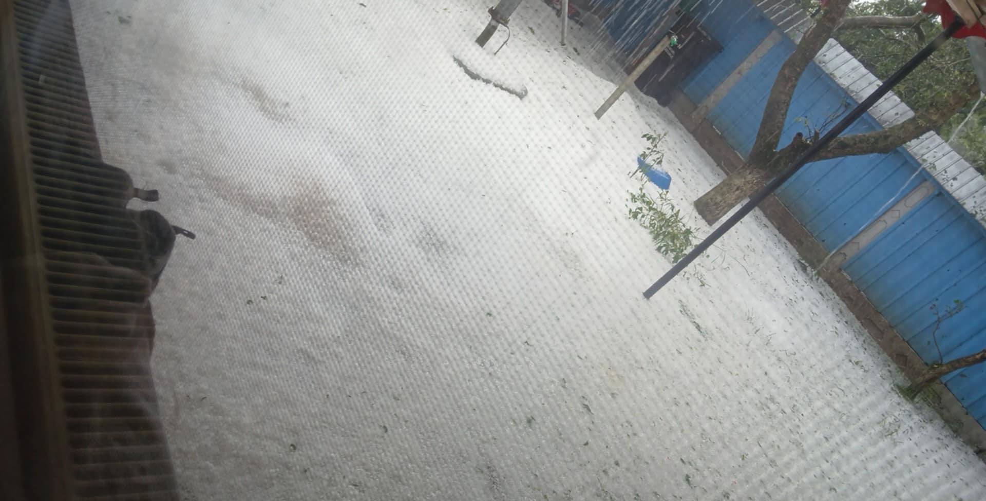Localitatea din județul Neamț în care temperatura a scăzut de la 30 de grade Celsius la 12 grade, în numai 10 minute. Grindina a acoperit drumurile