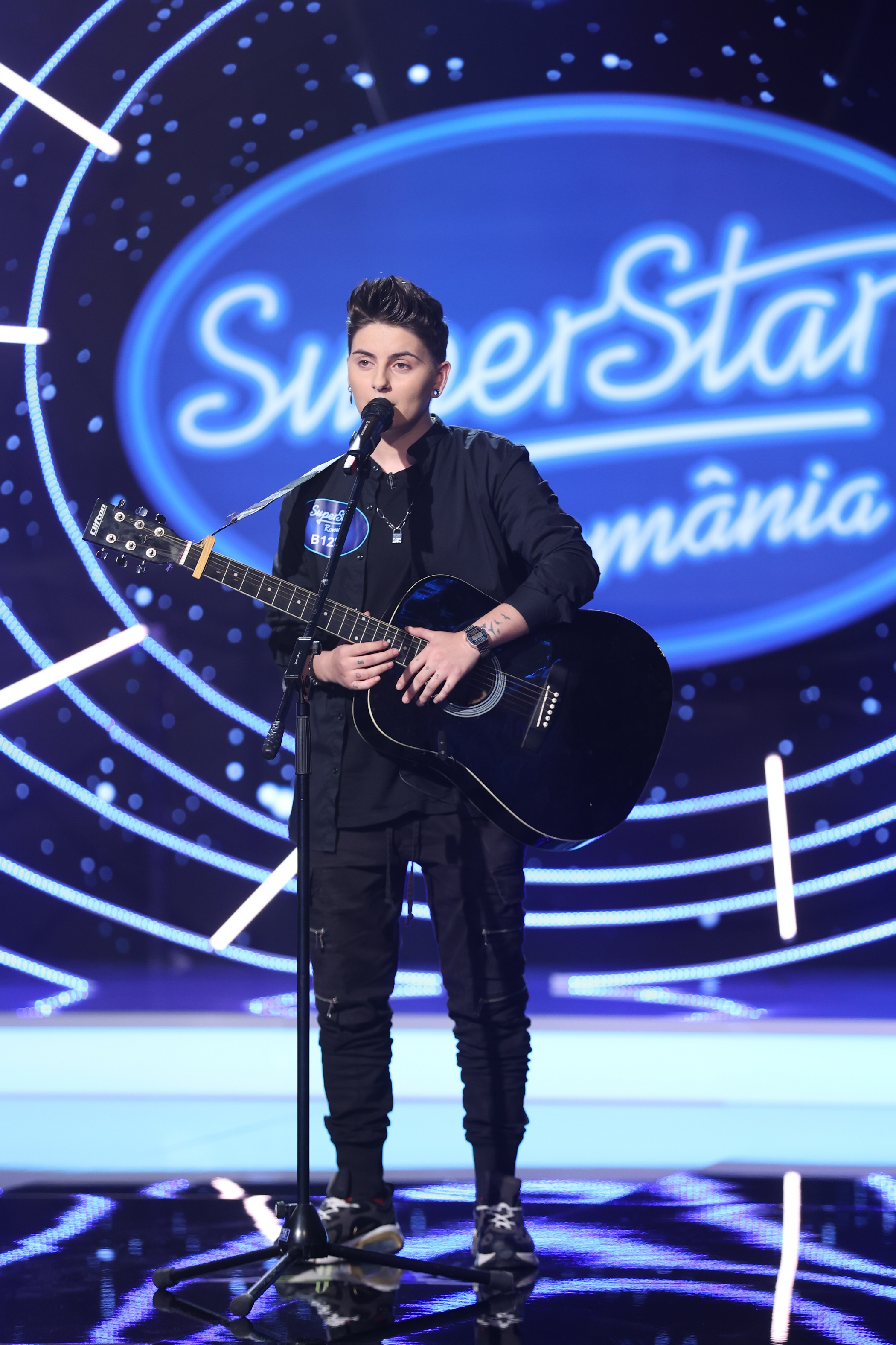 Surprize în cea de-a doua ediție „SuperStar România!”. A izbucnit în lacrimi. Reacția neașteptată a lui Carla’s Dreams