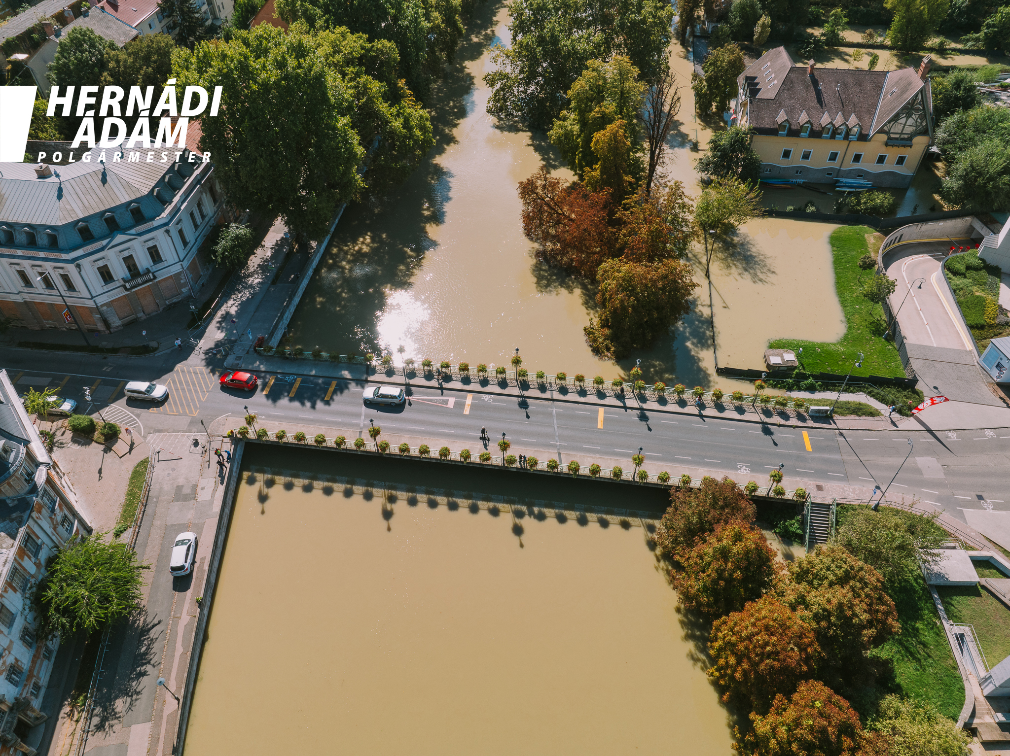 Dunărea a inundat un întreg oraș aflat la 25 km de Budapesta. Viitura ajunge în România săptămâna viitoare