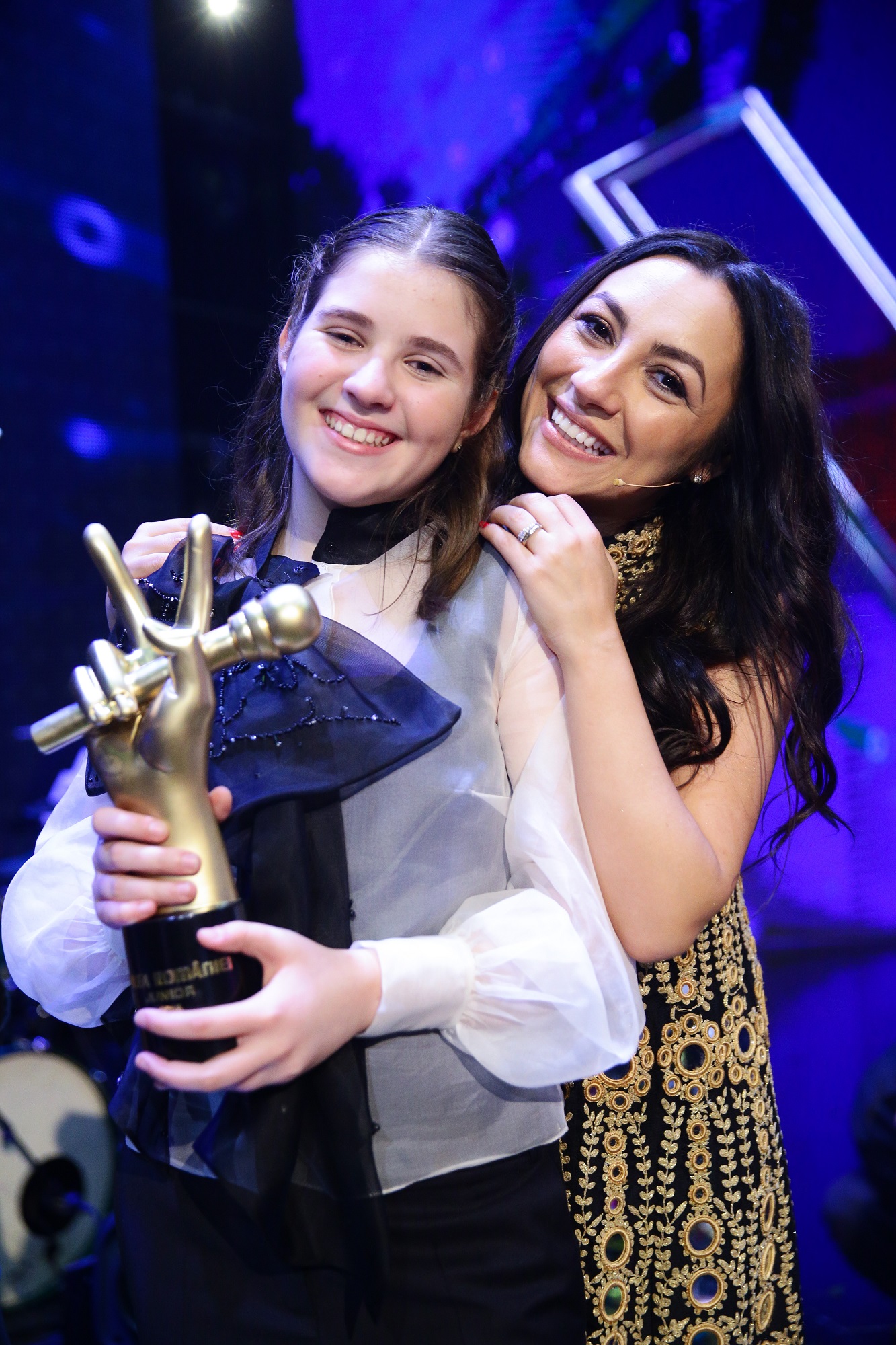 Maya Ciosa a câștigat Vocea României Junior. Trofeul a ajuns în echipa Andrei