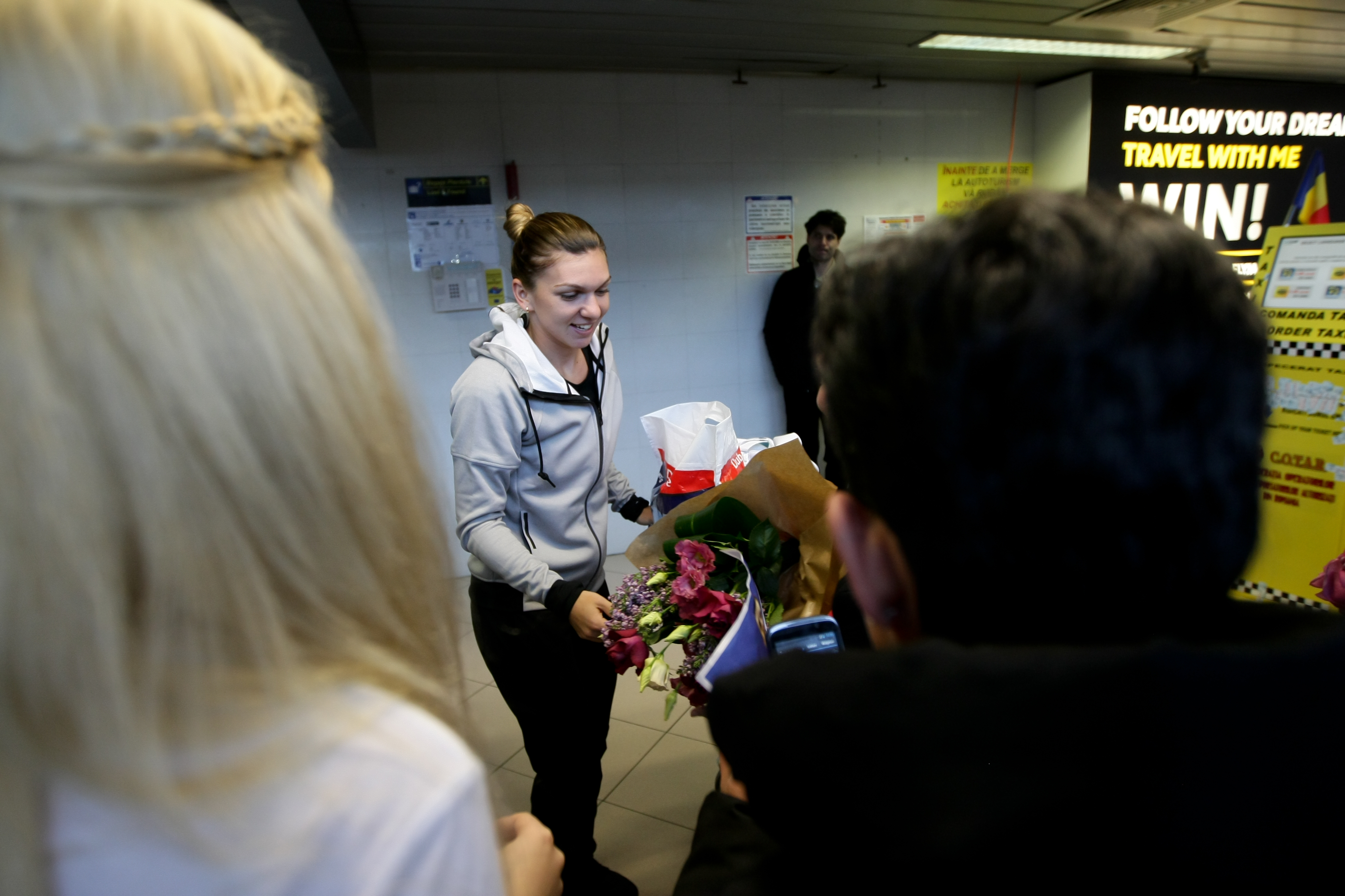 Simona Halep s-a întors acasă de la Australian Open / GALERIE FOTO