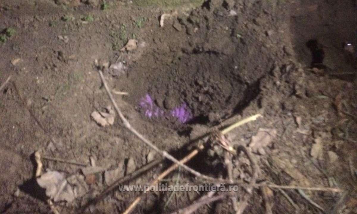 Averea îngropată în curtea unor contrabandiști de țigări din Constanța. Suma colosală a fost confiscată / FOTO&VIDEO