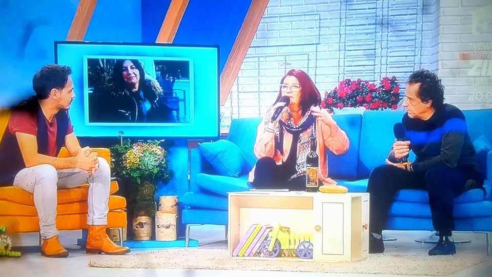 Cum a celebrat Magda Catone cinci ani de la moartea actorului Șerban Ionescu. Sticle de vin personalizate | FOTO