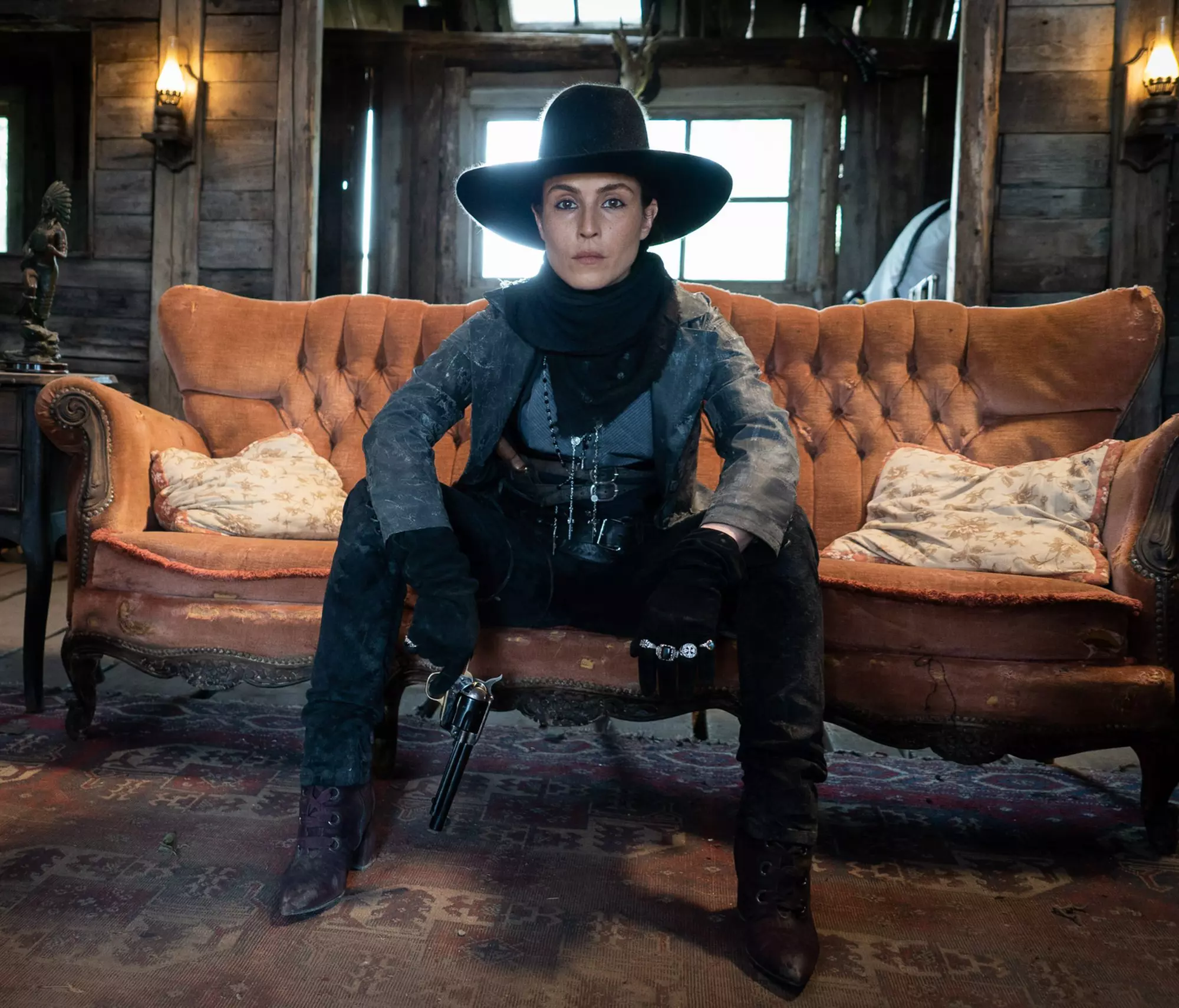 Serialul Django, filmat în România, se vede la Focus Sat din 24 aprilie. Detalii în exclusivitate