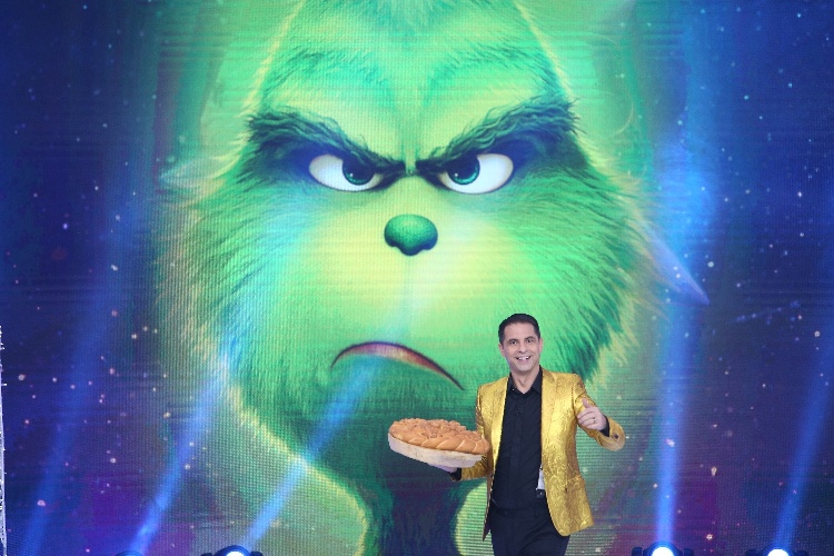 Măști spectaculoase și zeci de vedete la Revelionul Starurilor 2019,  prezentat de Dan Negru | FOTO