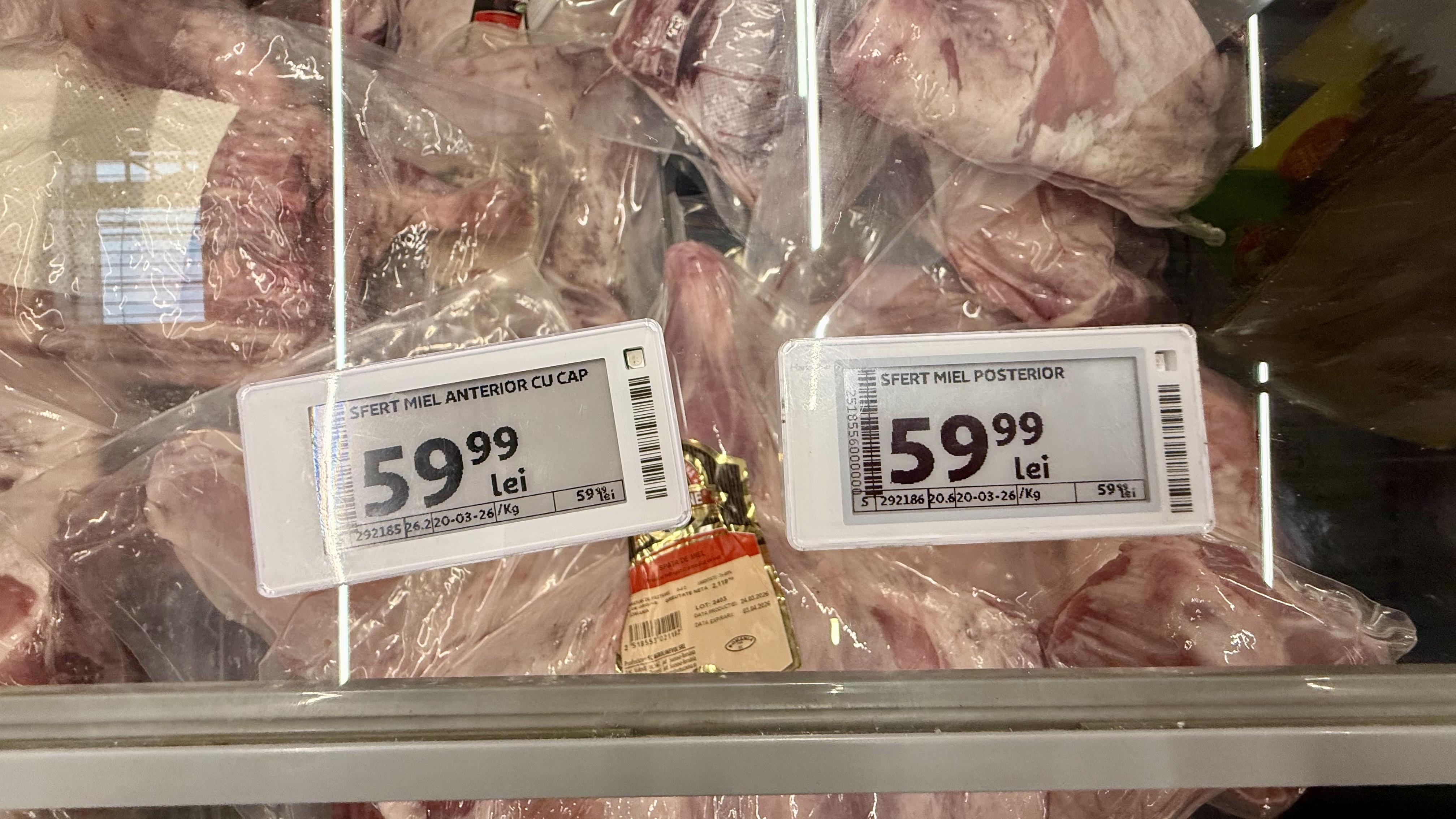 Cât costă kilogramul de carne de miel în supermarket? Mult mai scump decât în piață!