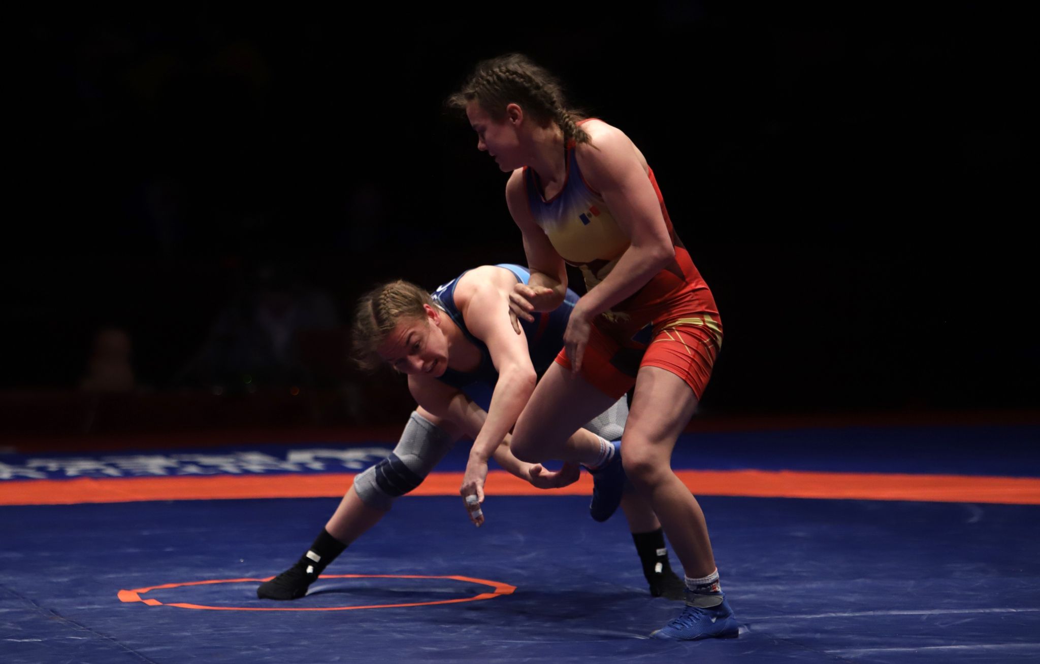 5 medalii pentru tricolori, dintre care un titlu continental, la Campionatul European de Lupte de la București. Fetele, la putere!