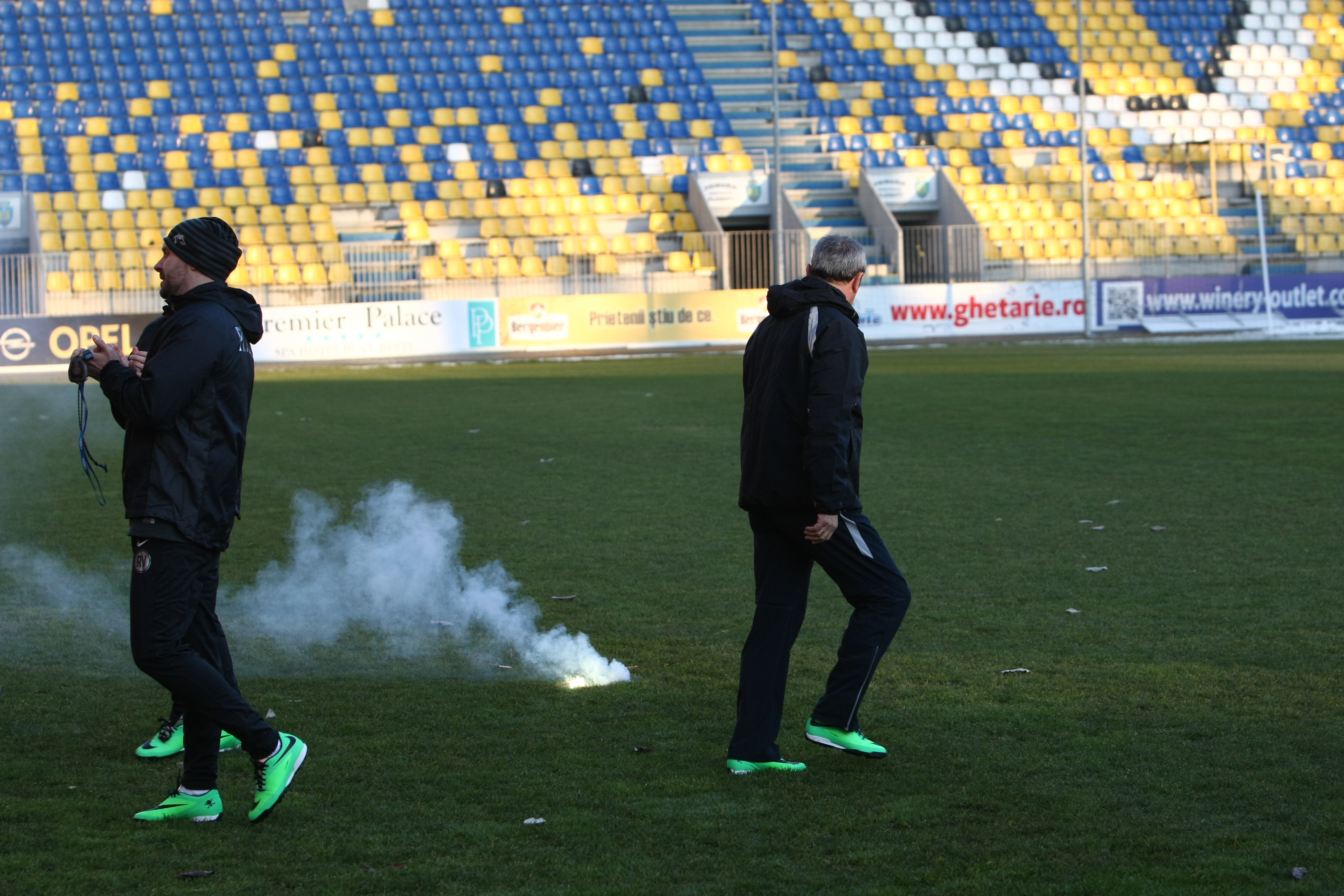 PETROLUL / Reunire incendiară la Ploiești! / GALERIE FOTO & VIDEO