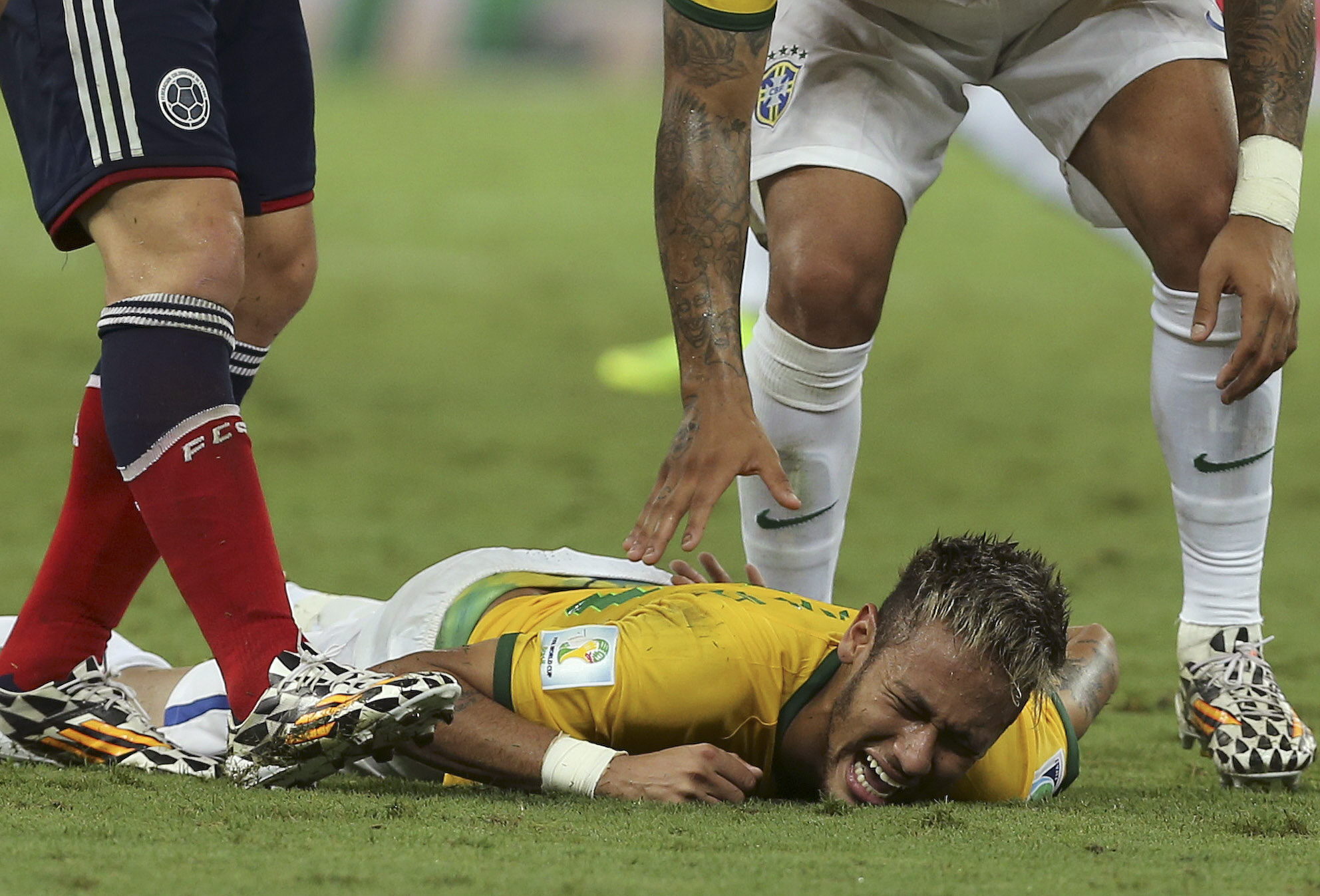 VIDEO&FOTO / DRAMĂ în Brazilia! Mondial încheiat pentru Neymar 