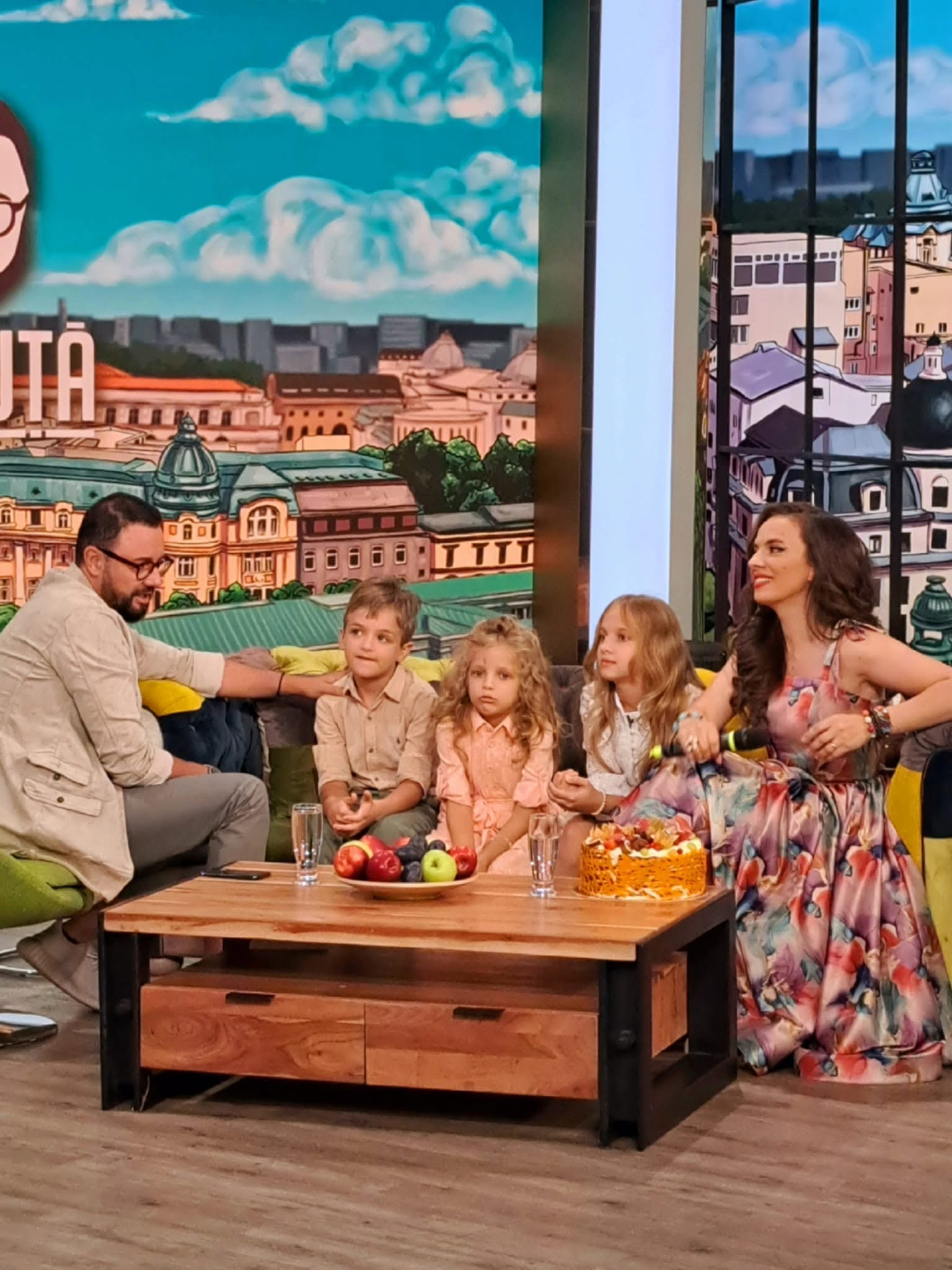 Cât o costă pe Raluca de la Angels începutul de școală pentru 5 copii: „Rechizitele mă vor costa câteva mii de lei”