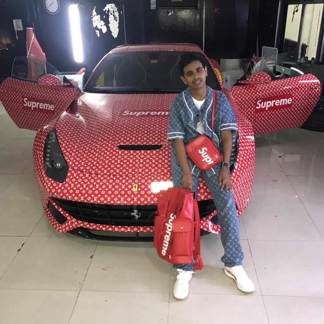 Rashed Belhasa, copilul putred de bogat, prieten al marilor sportivi, are o grădină zoologică în Dubai. Zoo pentru vedete