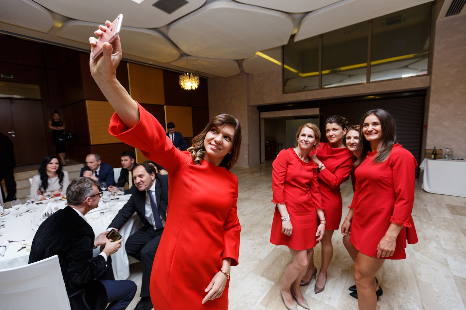 Fed Cup: Halep și colegele ei le-au bătut la eleganță pe nemțoaice / GALERIE FOTO