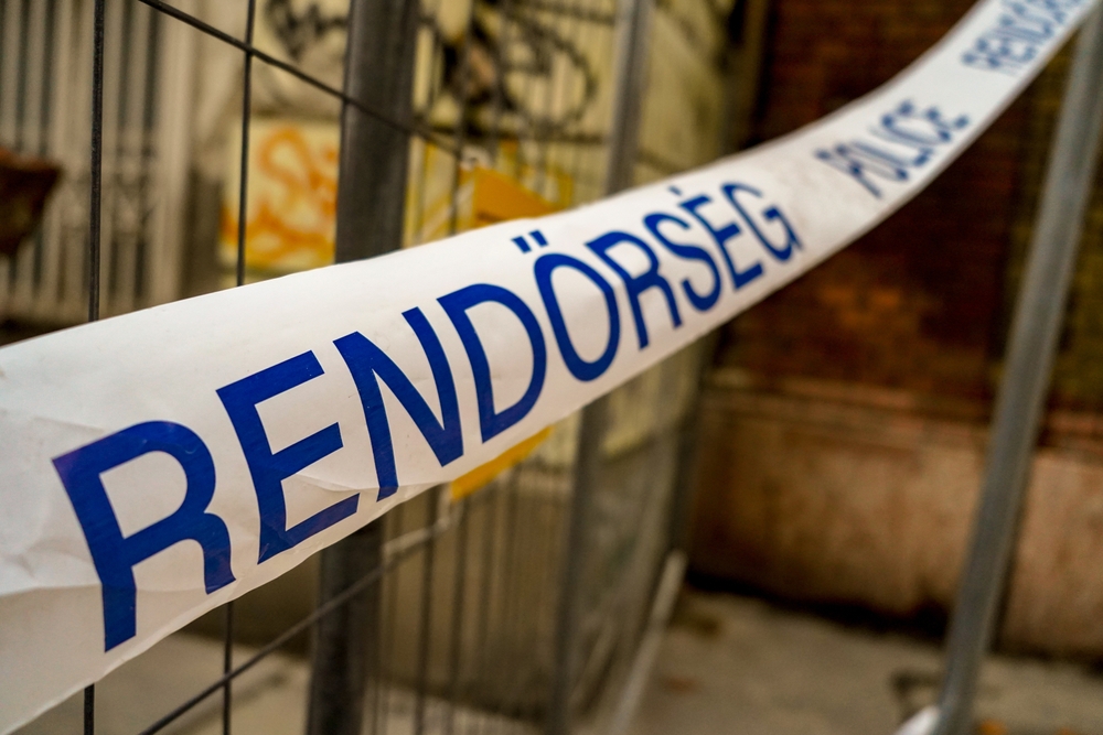 Országos körözés: emberölés gyanúja miatt keresik a férfit, akit a felesége meggyilkolásával hoztak összefüggésbe