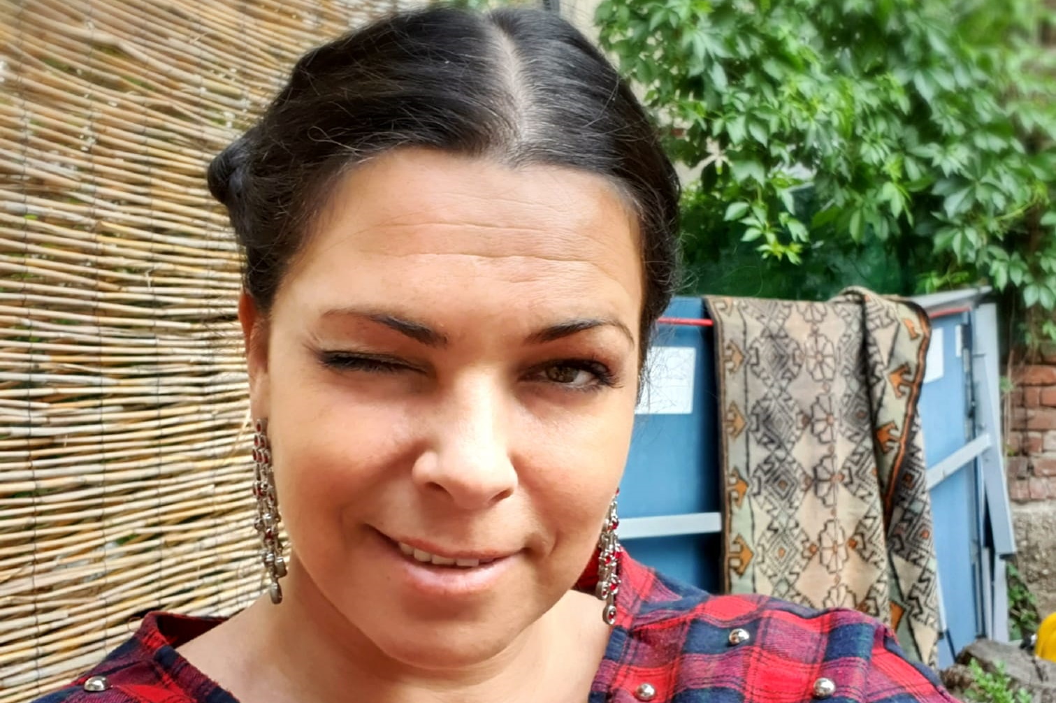 Ce face Dana Marijuana pentru bani, ca să își plătească facturile. „Lumea nu prea mă cheamă la petreceri”