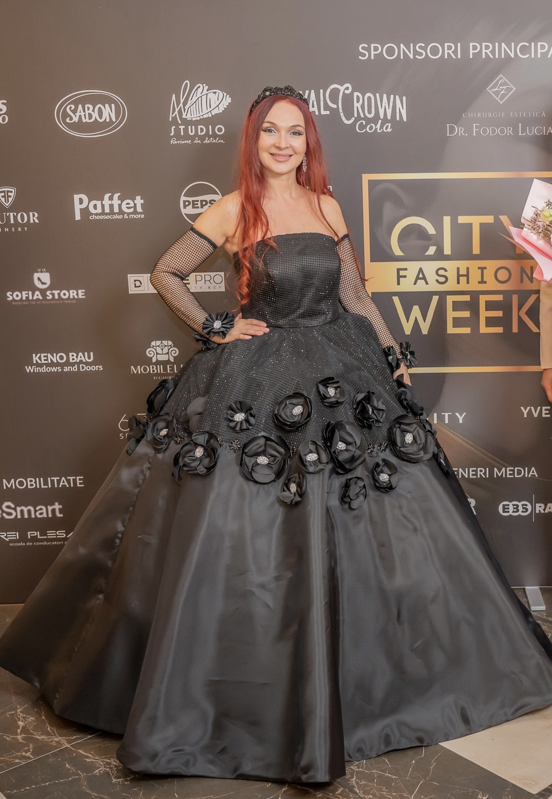 Cum a apărut soția lui Emil Boc pe podiumul de modă. Oana Boc, fotomodel pentru o zi: „Este fascinant tot ceea ce ține de creativitatea umană”
