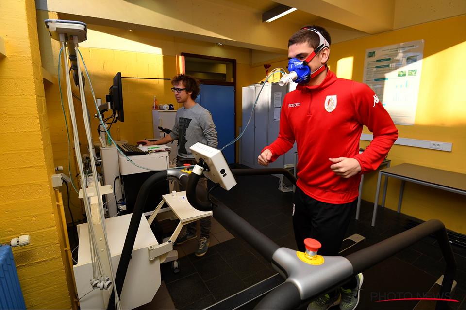 Răzvan Marin a fost prezentat oficial de Standard | FOTO&VIDEO