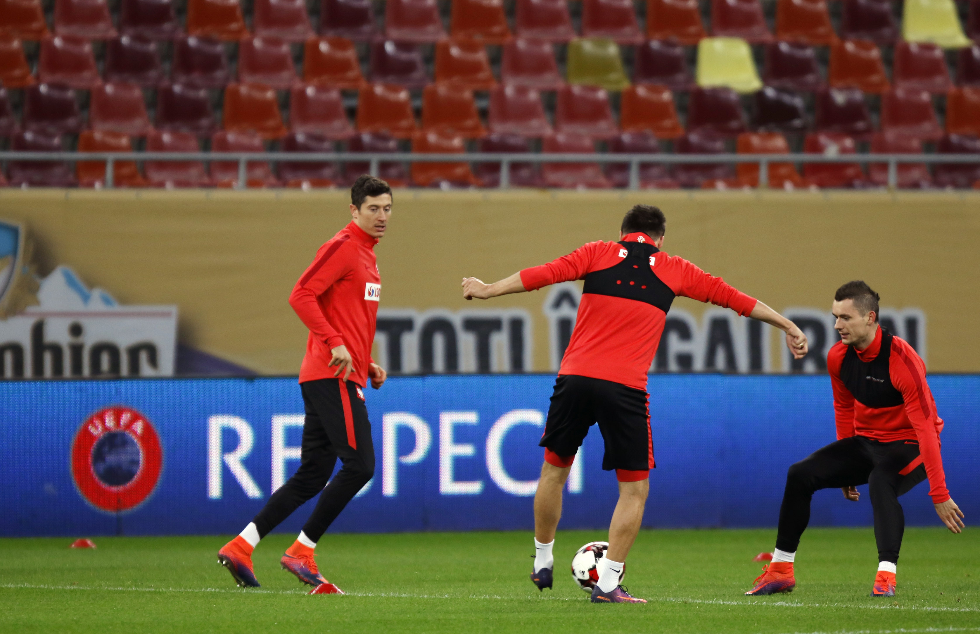 România - Polonia (vineri, 21.45, TVR1), preliminariile CM 2018. VAN DAUM! Neamțul vrea să-i fiarbă pe polonezi! Numerele tricolorilor | LIVE BLOG