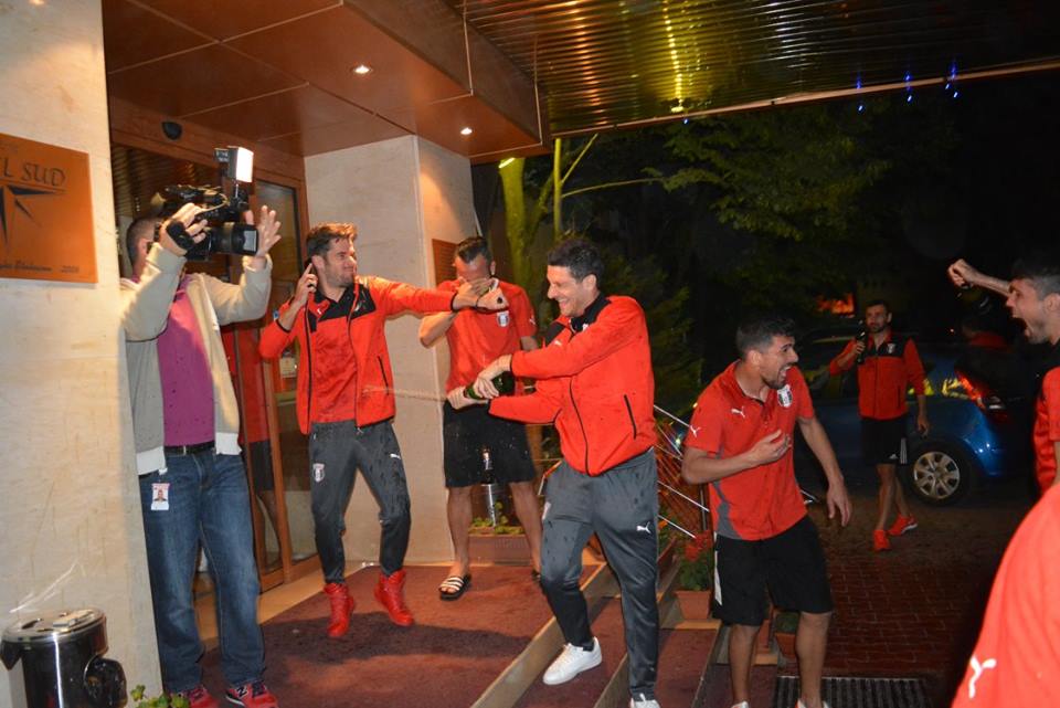 A început fiesta la Giurgiu! Prima reacție a lui Șumudică: ”Este extraordinar! Am practicat cel mai frumos fotbal” FOTO&VIDEO