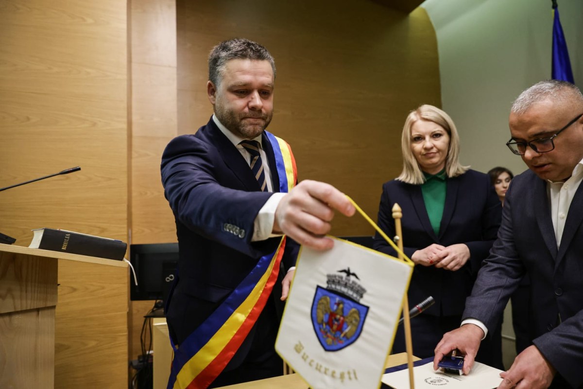 Ciprian Ciucu a depus jurământul ca primar al Bucureștiului și a cerut două lucruri