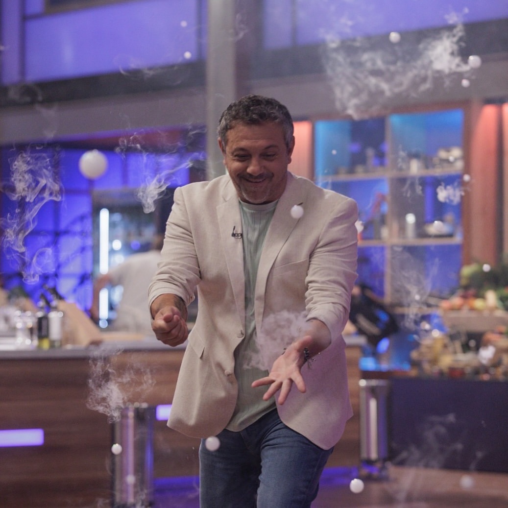 Rețeta lui Sorin Bontea pentru cozonac de Paște. Secretul unui preparat pufos și gustos