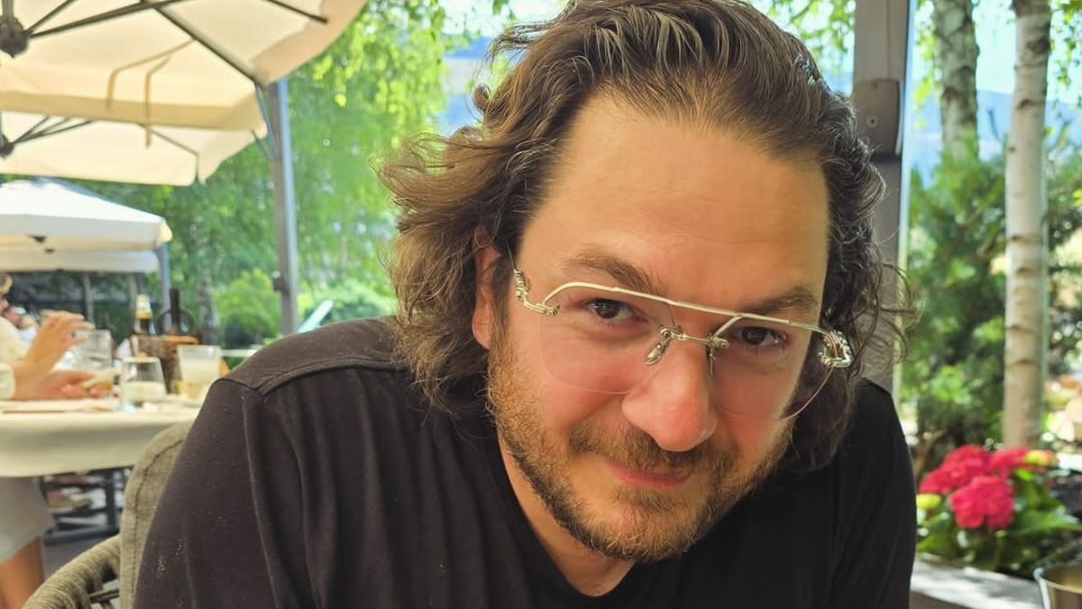 Rețetele lui Florin Dumitrescu de ciorbă de miel și plăcintă de berbecuț. Cum să gătești de Paște ca un bucătar adevărat