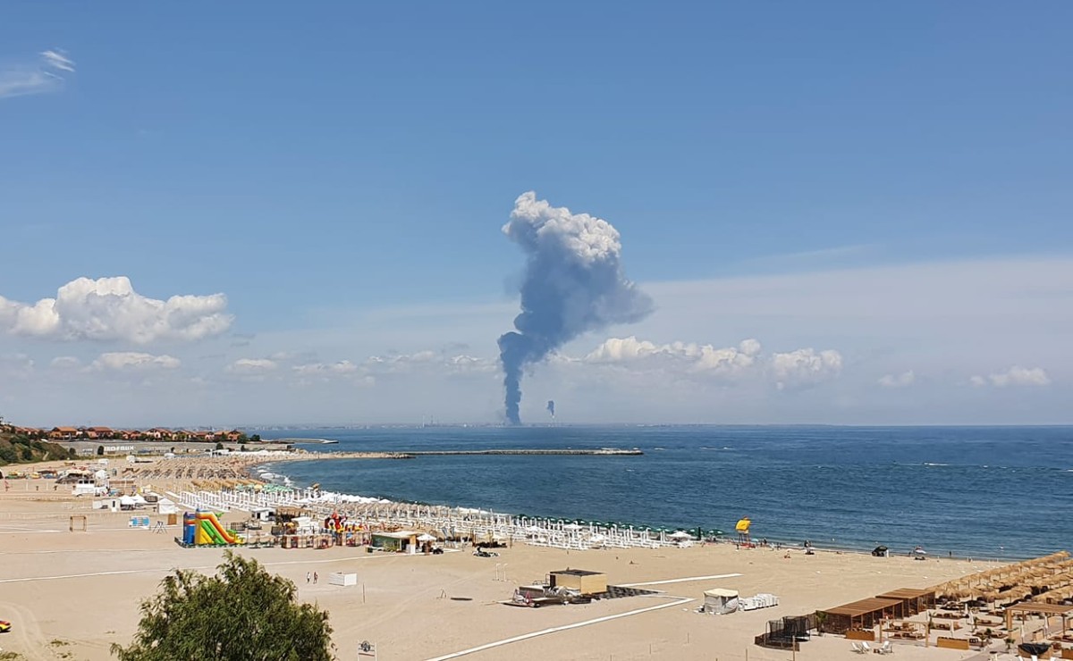 Cauza exploziei de la Petromidia Năvodari, în care o persoană a murit și alte 5 au fost rănite, o conductă fisurată