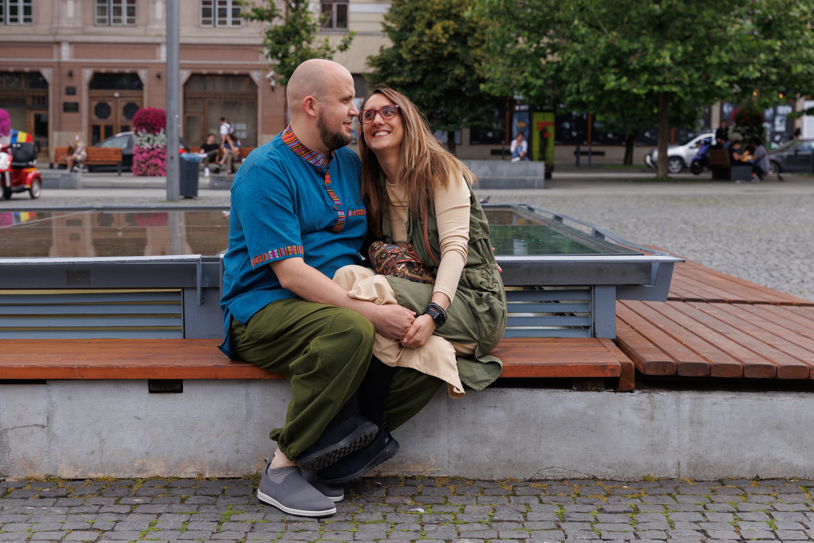 Un cuplu de români, ea creștină și el musulman, s-a filmat timp de șapte ani, pentru documentarul „My Muslim Husband”: „Am studiat mai multe religii”