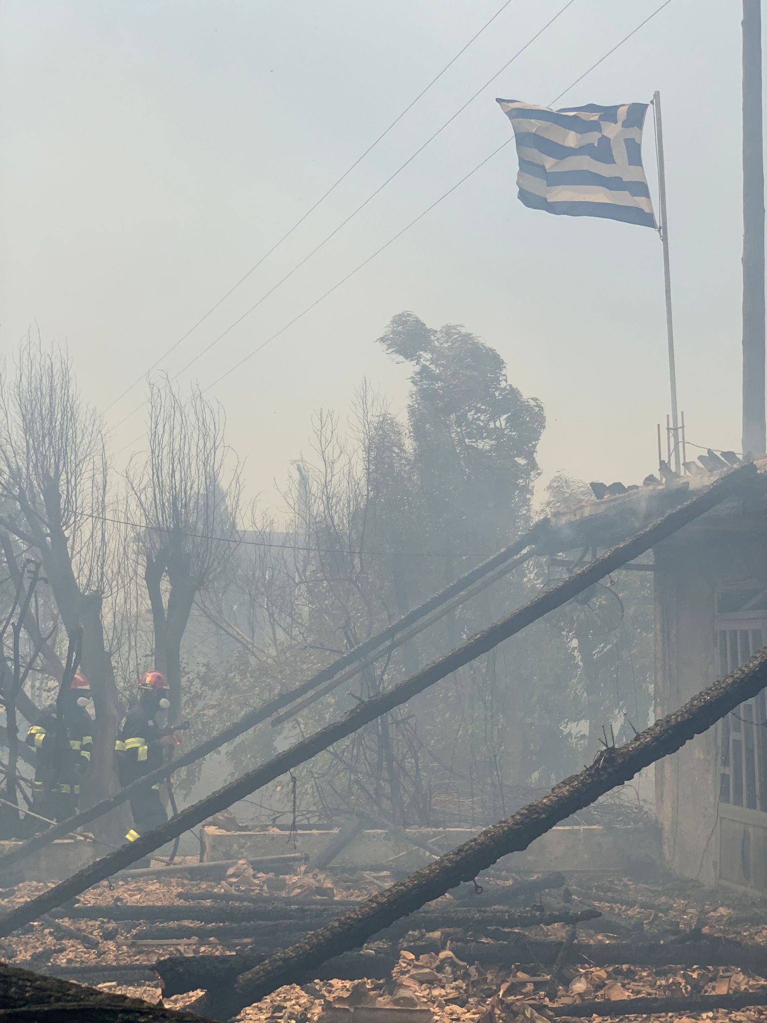 Mărturia unui antreprenor român din iadul de foc din Rodos: „Ajutoare vin, dar deja e prea târziu”