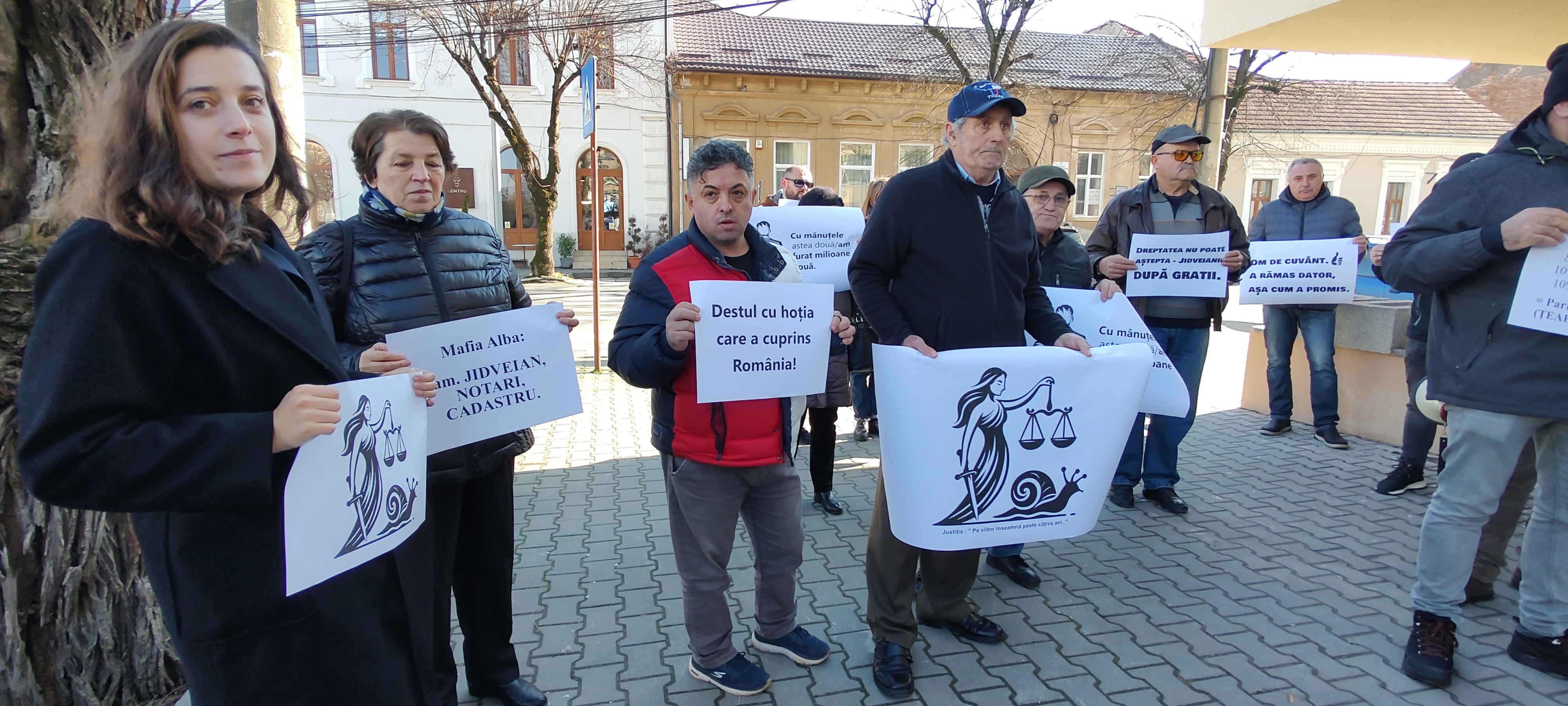 Scandal imobiliar la Alba Iulia, cu implicații financiare de peste 10 milioane de euro. „S-au mutat pereții, s-au schimbat schițele și s-a vândut de opt ori aceeași locuință”