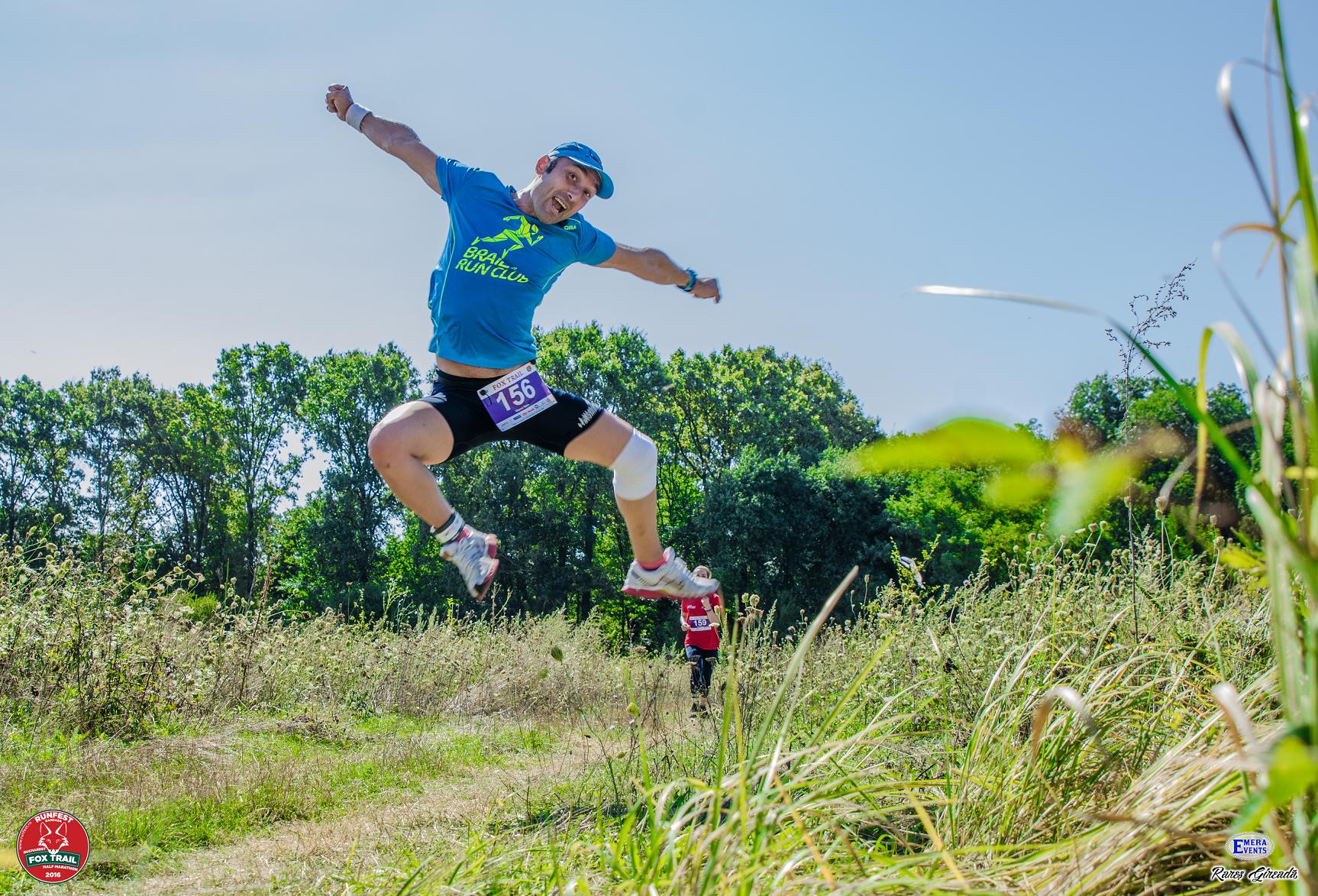 FOX TRAIL Half Marathon, provocare la mișcare în primele zile de toamnă. Participanții au ocazia de a câștiga premii valoroase la o super tombolă în luna iulie