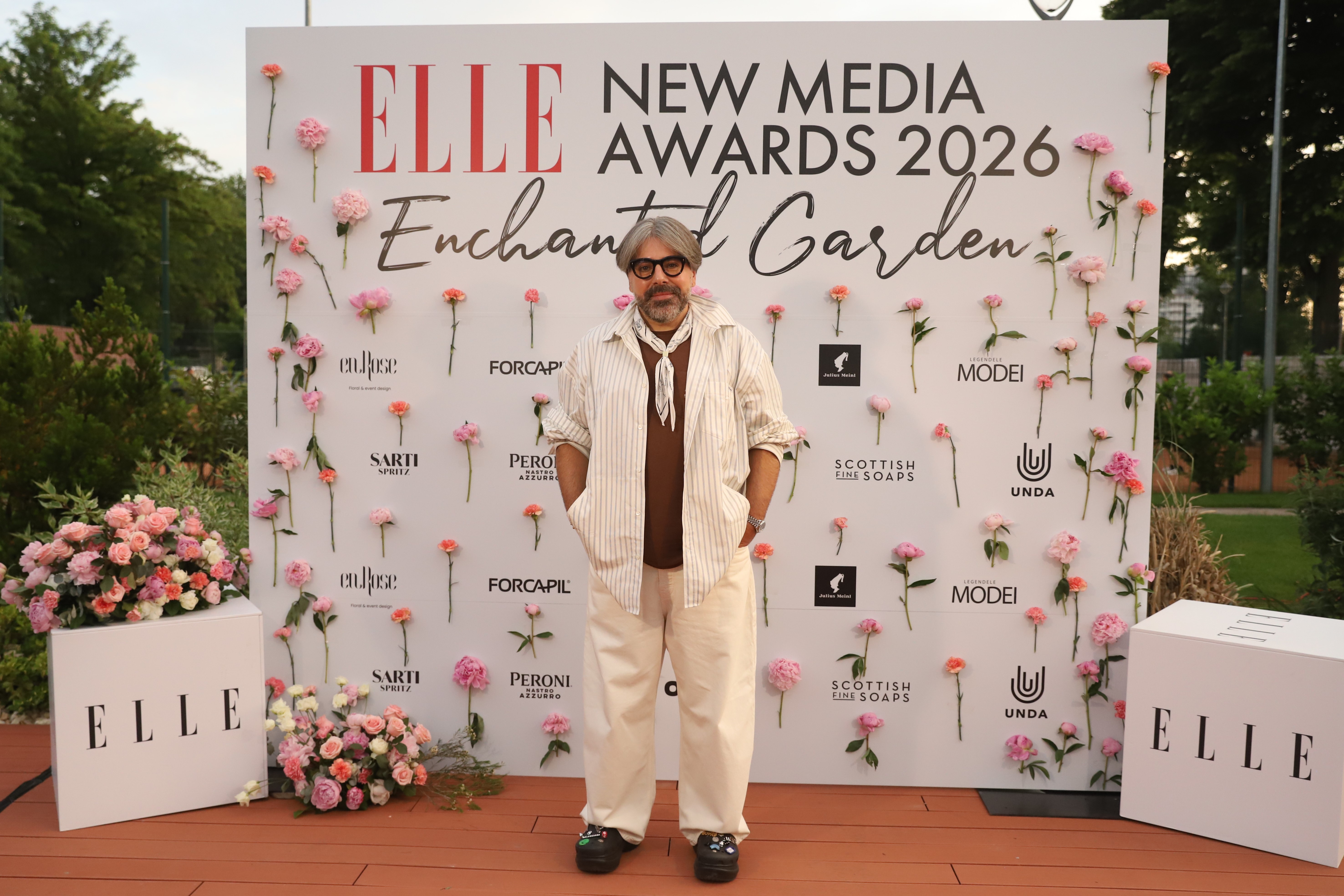 Vedete și influenceri celebri la ELLE New Media Awards 2026. Cum au apărut Alexandru Ciucu și Alexandra Căpitănescu