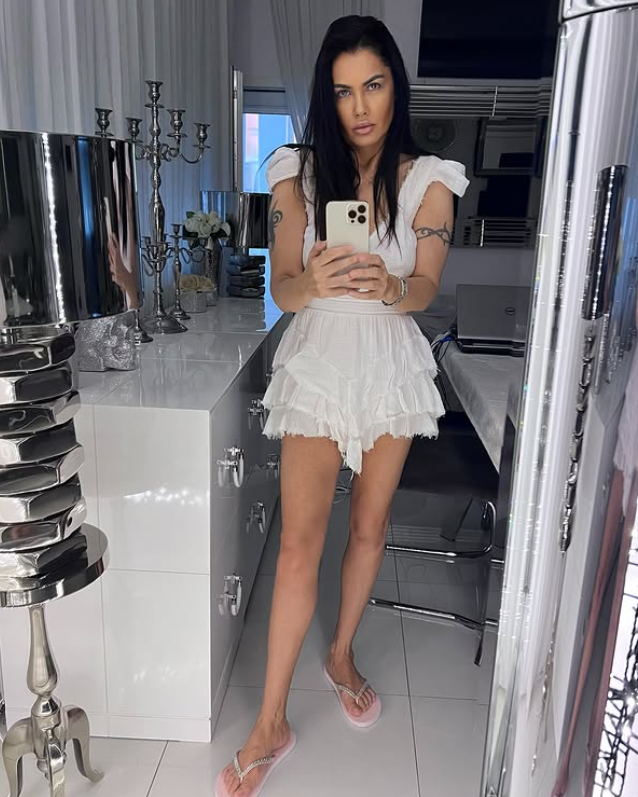 Cum arăta Oana Zăvoranu în urmă cu 20 de ani. Mulți au uitat de această perioadă din viața ei. „Mai bună ca niciodată”