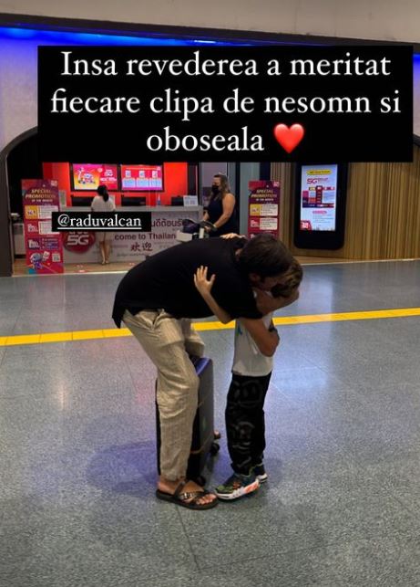 Adela Popescu a plecat cu copiii în Thailanda, unde s-a întâlnit cu Radu Vâlcan: „Revederea a meritat fiecare clipă de nesomn și oboseală”