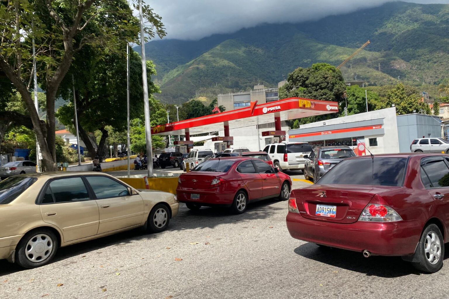 Cum arată capitala Venezuelei, după capturarea lui Nicolas Maduro: „Stăm ore, dar n-avem ce face”