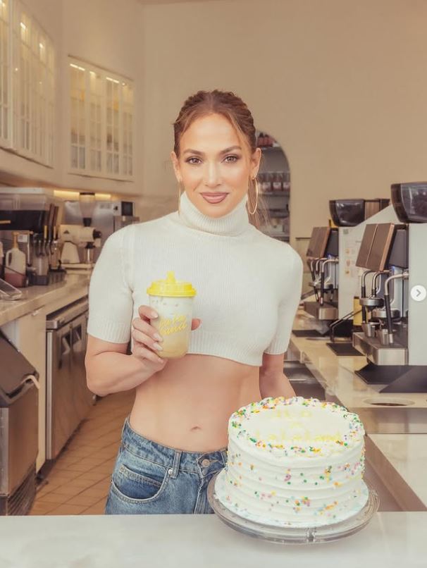JLo își sărbătorește azi ziua de naștere!  Artista absolută  își va aniversa ziua în Europa între două concerte!