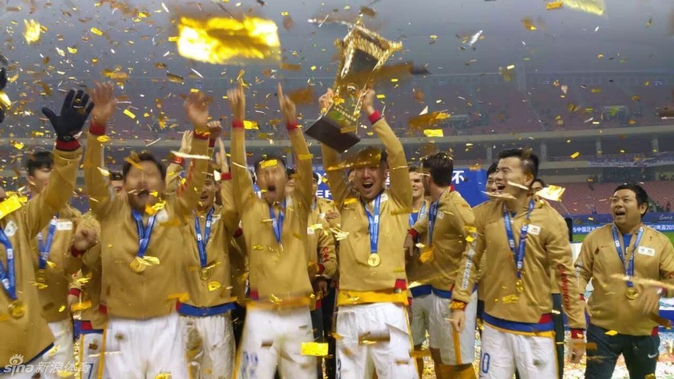 Dan Petrescu și Marius Constantin au cucerit Cupa Chinei. ^”Bursucul”, al doilea trofeu stagional / FOTO&VIDEO
