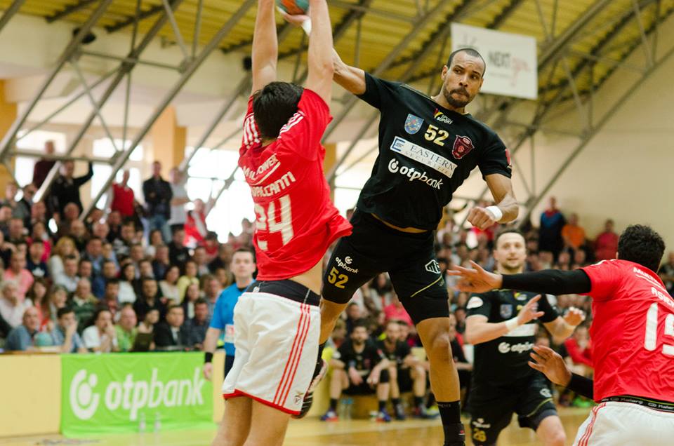 HC Odorhei bate Benfica și este în finala Challenge Cup la handbal!