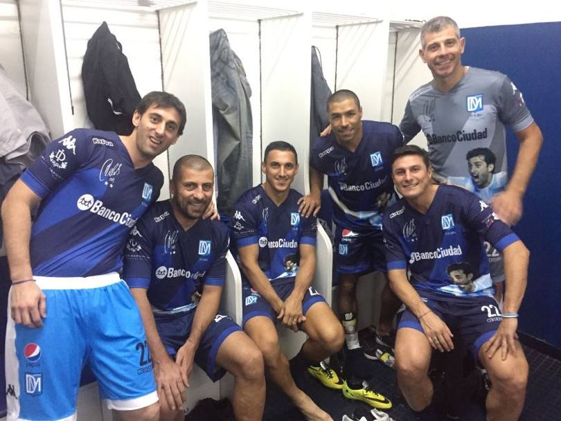 Cristi Chivu, la retragerea din fotbal a lui Diego Milito. Interul din 2010 s-a reunit la ordinul ”Principelui” / GALERIE FOTO