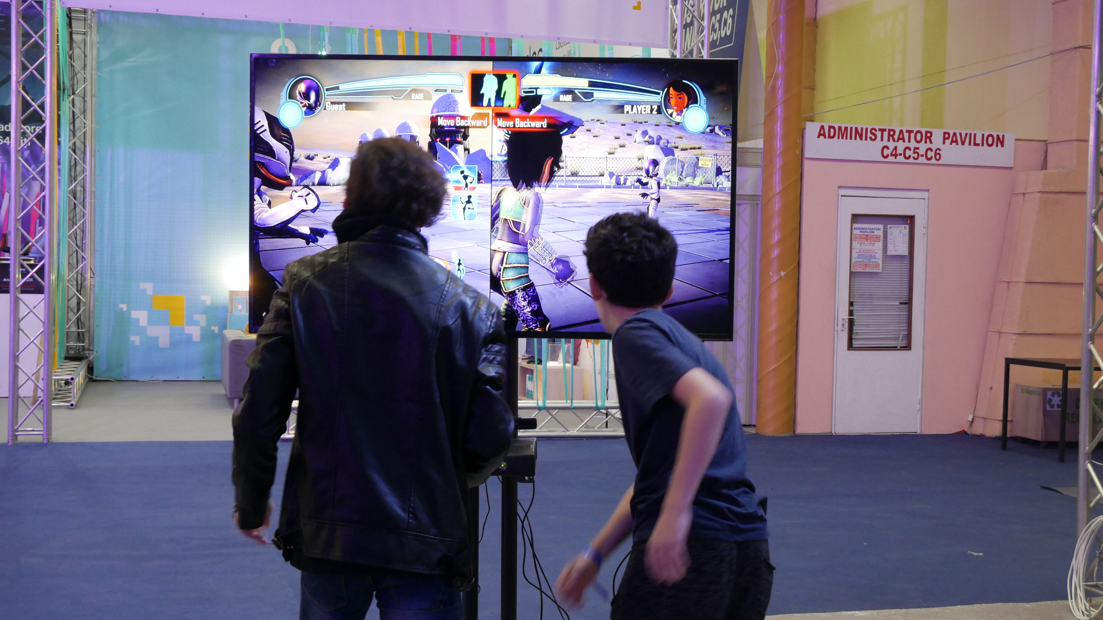 VIDEO&FOTO | Au mai mulți fani decât o vedetă, dar nu apar la TV. Secretele gamerilor și vlogărilor din România