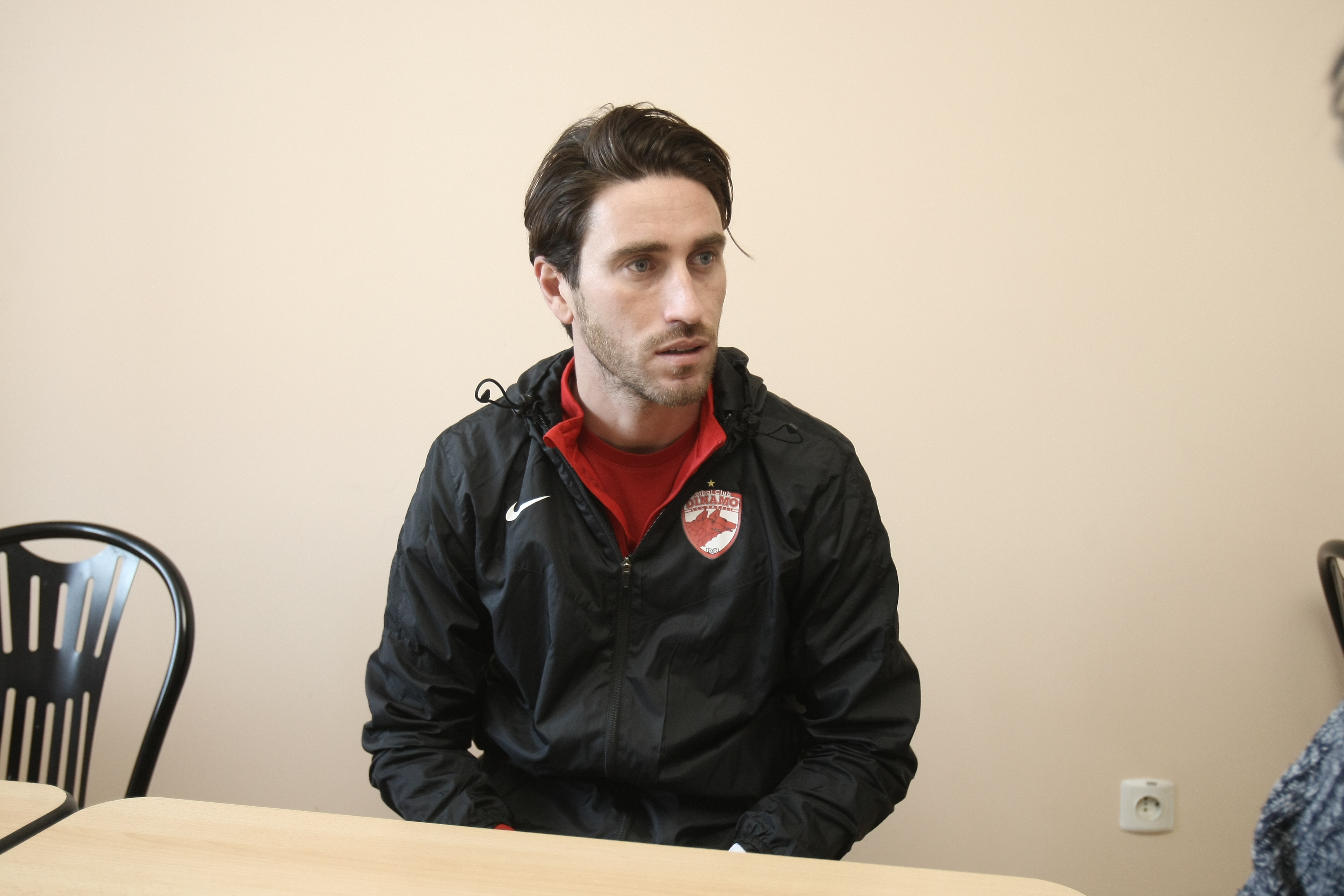 Luca Ceccarelli, singurul fotbalist italian din istoria clubului Dinamo. E tatuat peste tot, urăște cafeaua din România, dar îi place viața din Liga 1 / GALERIE FOTO & VIDEO