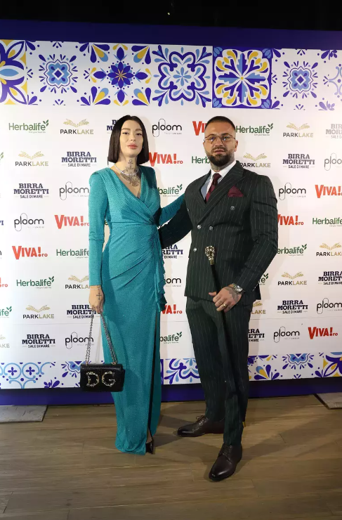 Concurenții de la Insula Iubirii 2024 au făcut senzație la VIVA! Influencers Party. Iustina și Cornel au radiat de fericire. Vor deveni în curând părinți