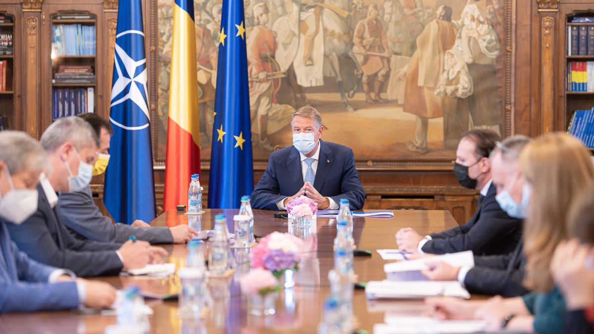 Klaus Iohannis a început consultările pe tema proiectului „România Educată”