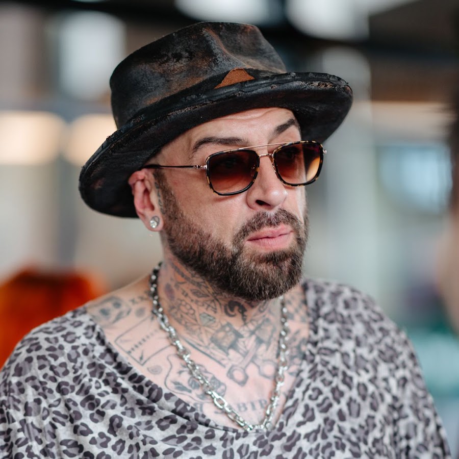 CRBL, prima apariție oficială cu iubita tinerică: „Foarte multă lume comentează”. Olga a atras toate privirile la eveniment