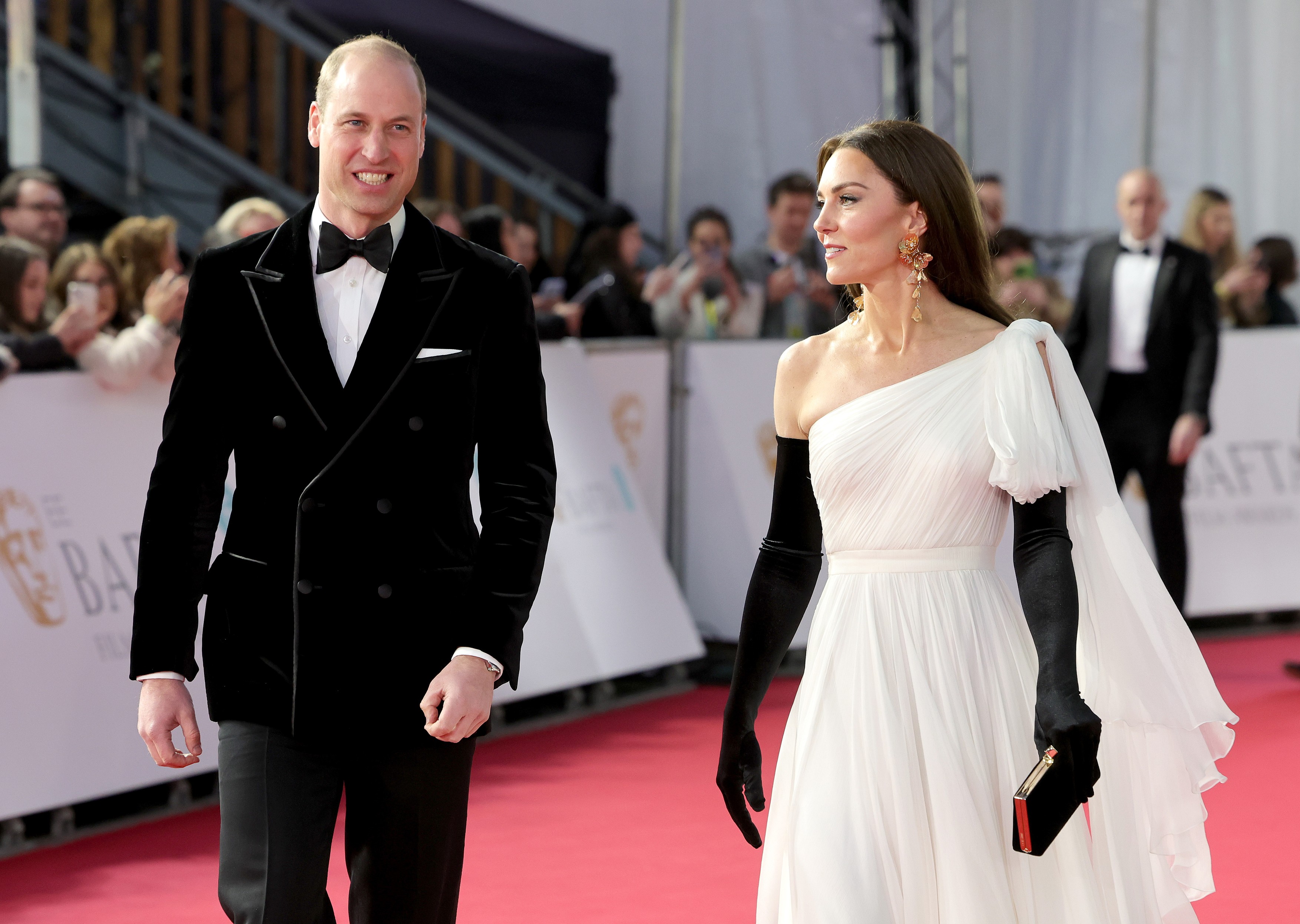 Kate Middleton, la premiile BAFTA. A purtat aceeași rochie ca la ediția din 2019 și a avut cercei de 20 de euro
