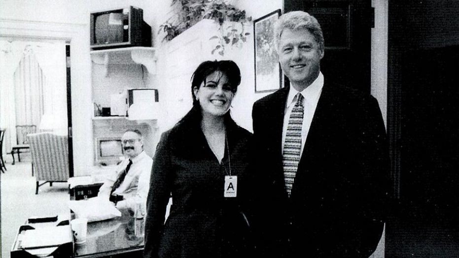 N-au făcut nici un spanac! După 21 de ani, Monica Lewinsky dezvăluie intimități de la actul sexual cu președintele Bill Clinton din Biroul Oval: «Am crezut că petele erau de la sosul de spanac de la cină»